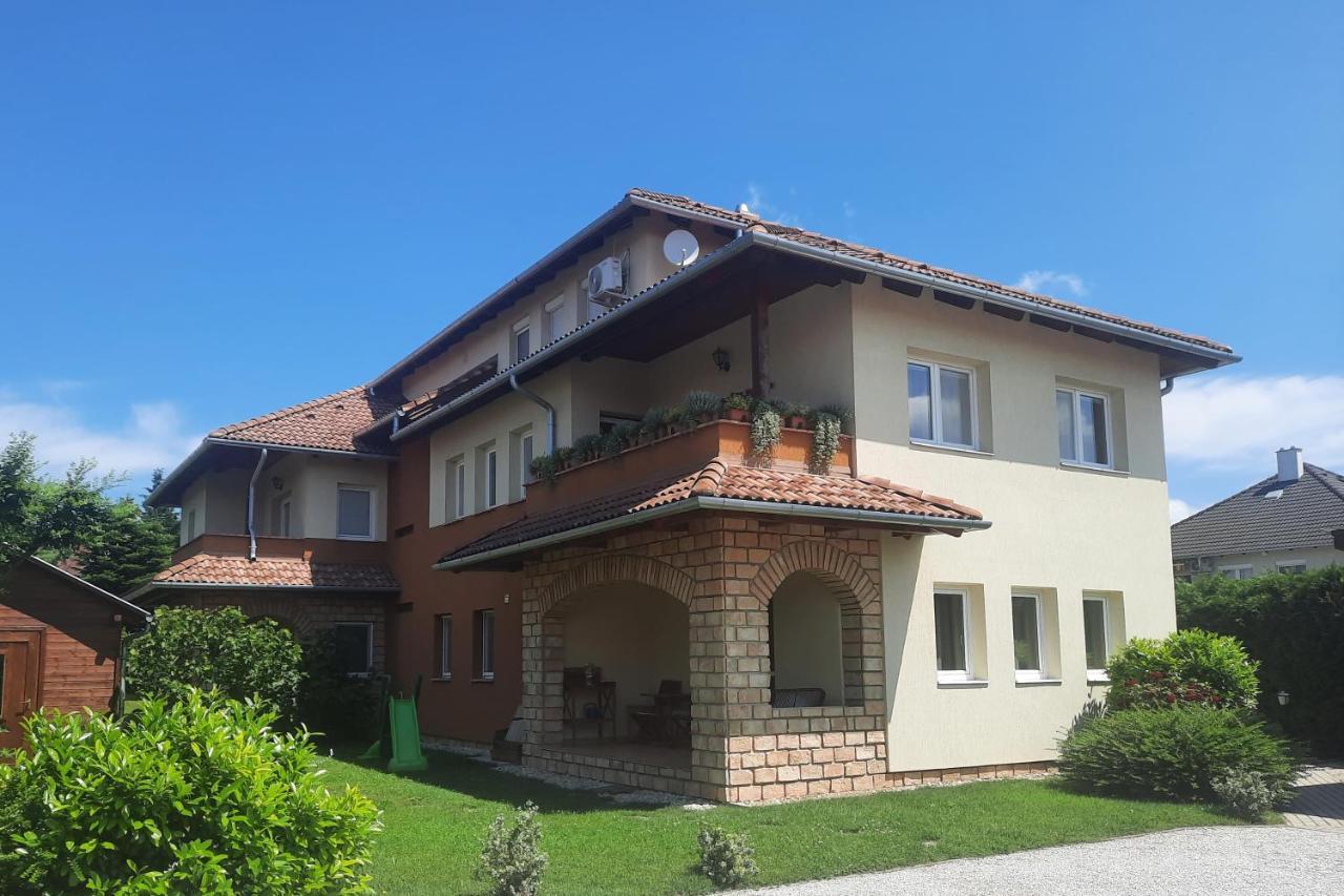 Mediterrania Apartment 凯斯特海伊 外观 照片